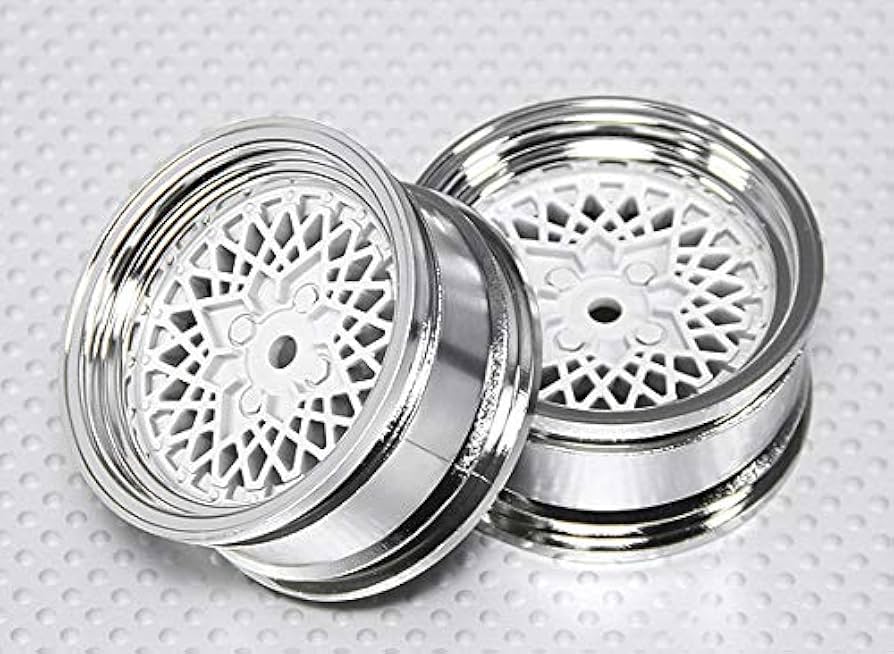 Amazon.co.jp: 1/10 旧車向け クローム段リム 白ワイヤー